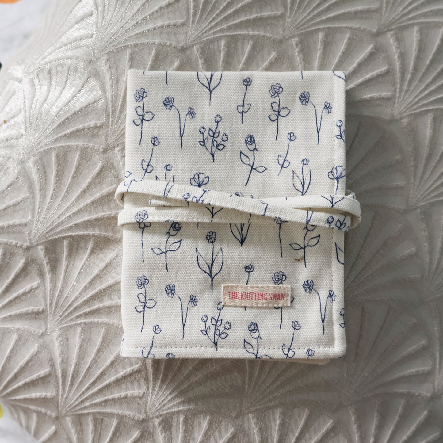 Flower Doodles Hook & Needle Case