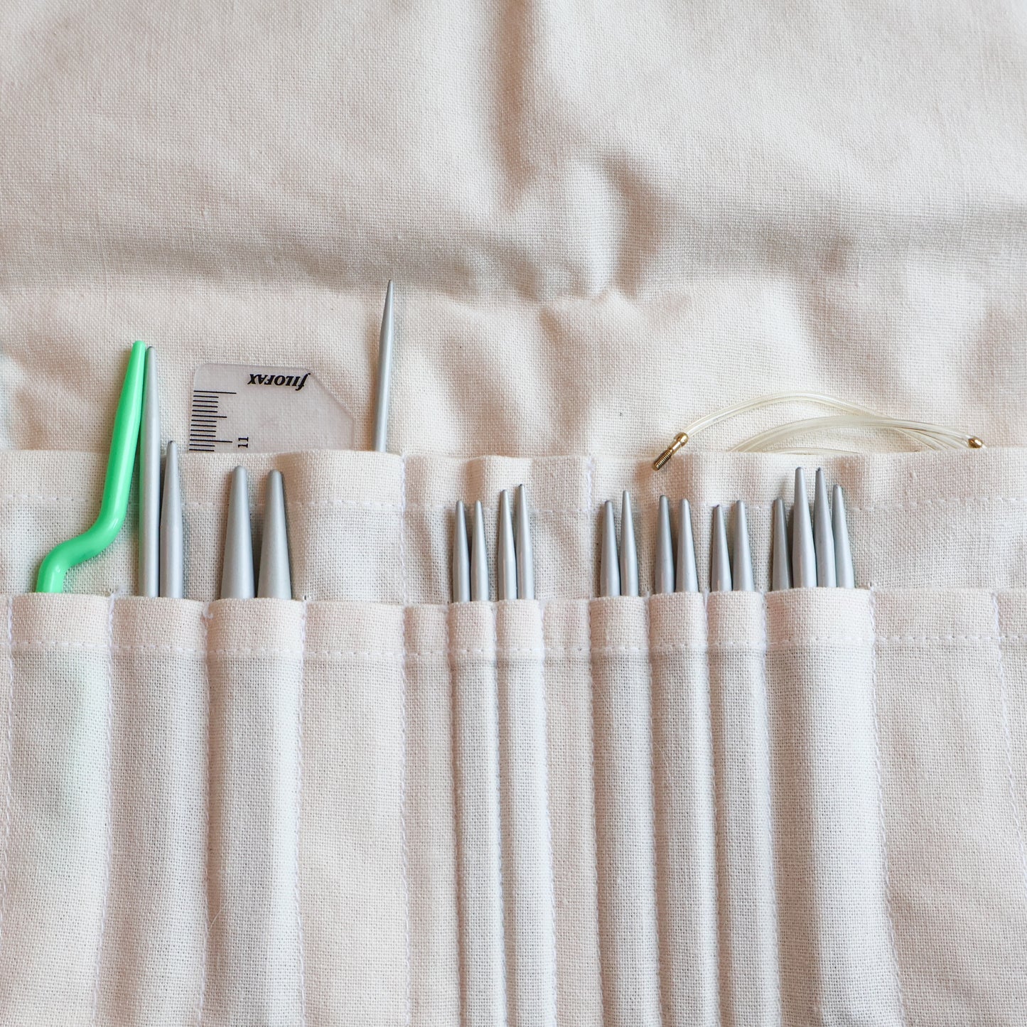 Blooming Meadow Hook & Needle Case